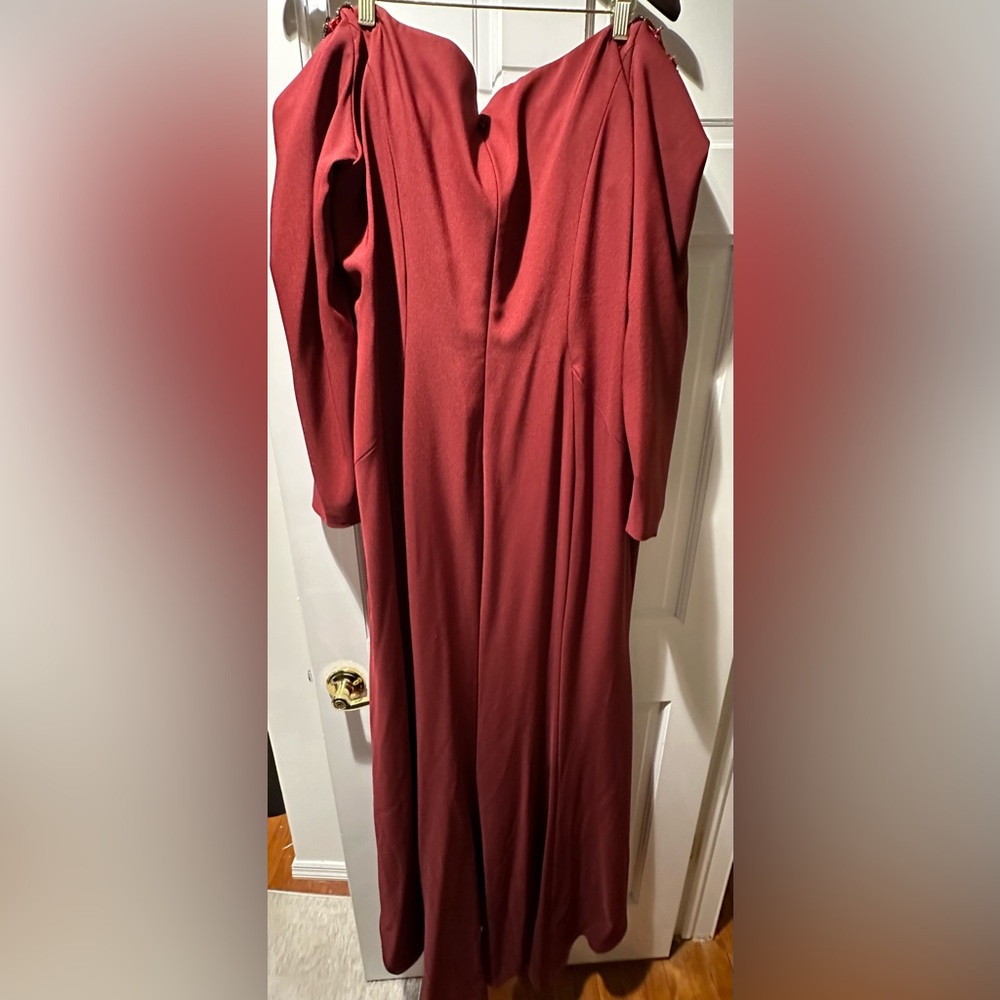 Terani off the shoulder burgundy dress - Picture 5 of 10
